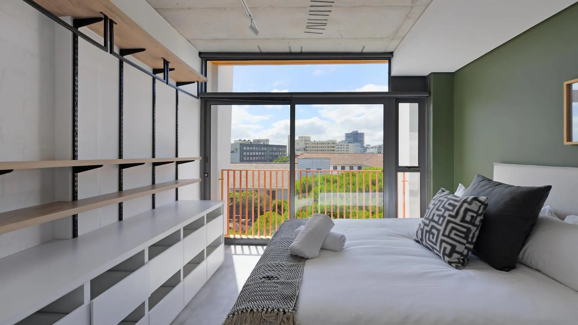 Six On N - Fluent Serviced Apartments ケープタウン