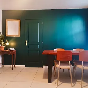 https://cosy-apartment-near-vieux-port-notre-dame-de-la-garde-and-sea.fr-provencehotel.com