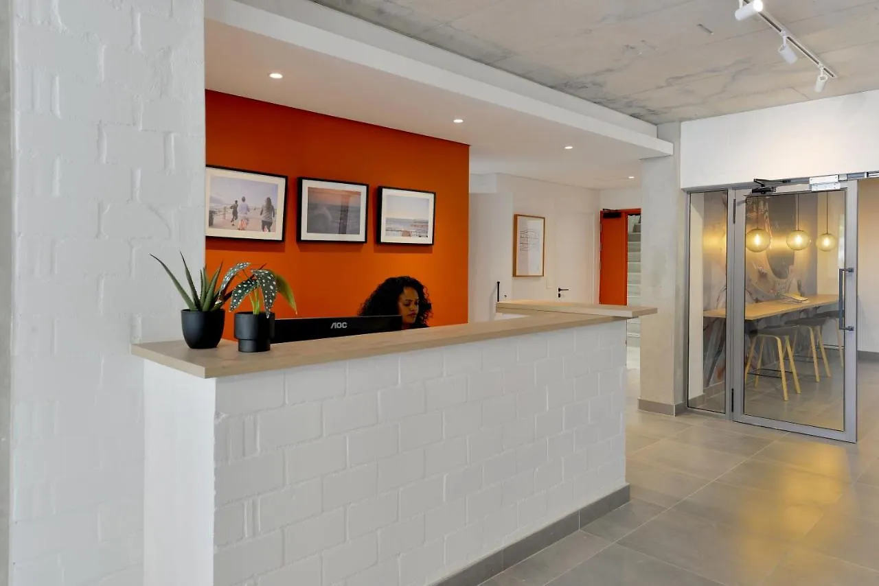 Six On N - Fluent Serviced Apartments Le Cap