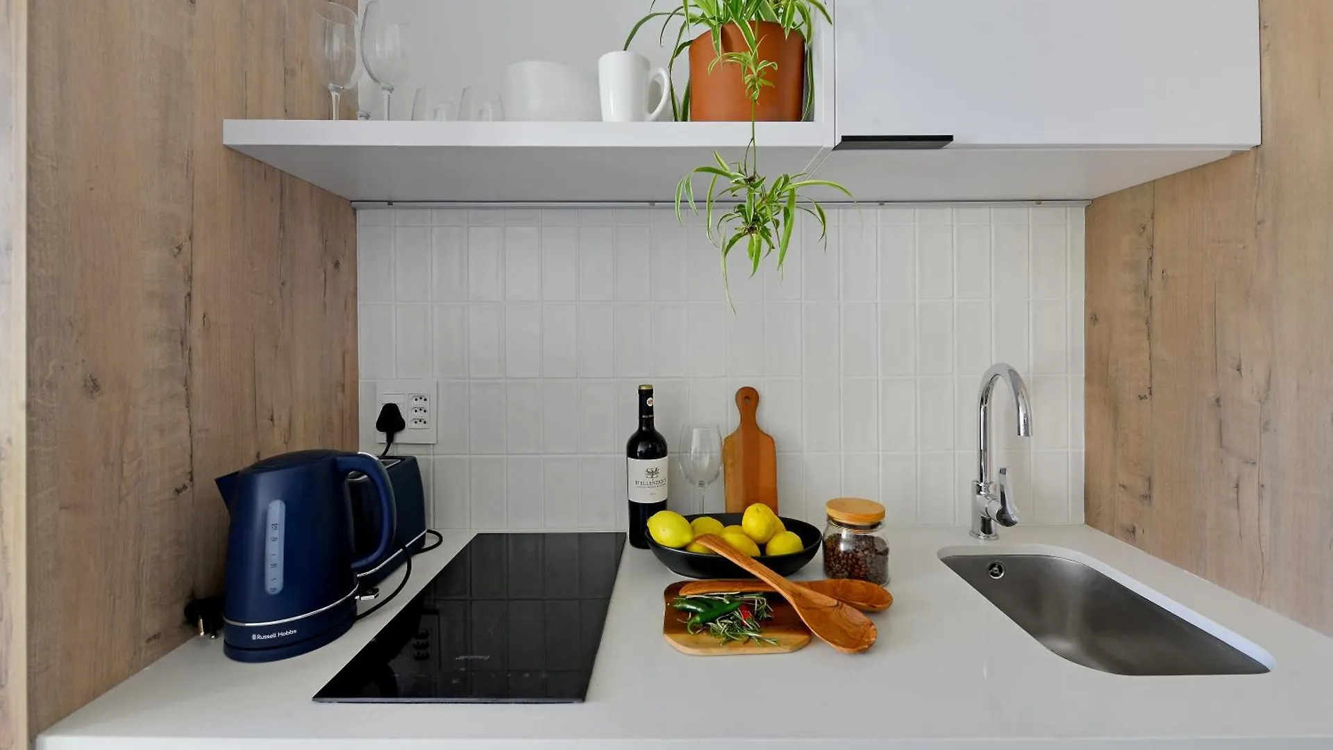 Six On N - Fluent Serviced Apartments Cape Town 0*,