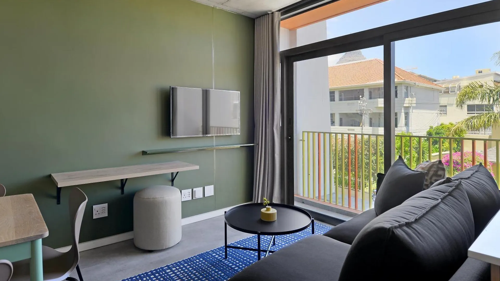 Six On N - Fluent Serviced Apartments Cape Town