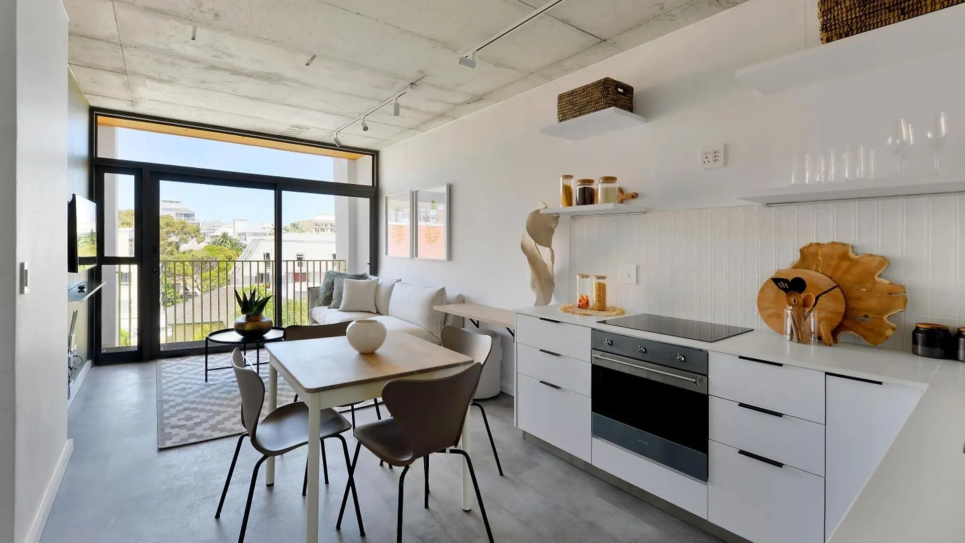 Six On N - Fluent Serviced Apartments Cape Town